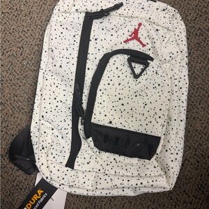 Jordan Collectors Crossbody Bag 3L - Speckled White and Black Backpack
